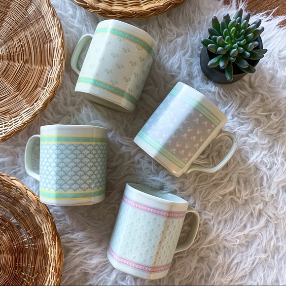 Vintage Other - Set of 4 - Vintage Pastel Floral Coffee Mugs